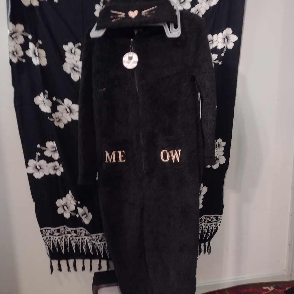Cat onesie PJ with open foot design / hoodie
